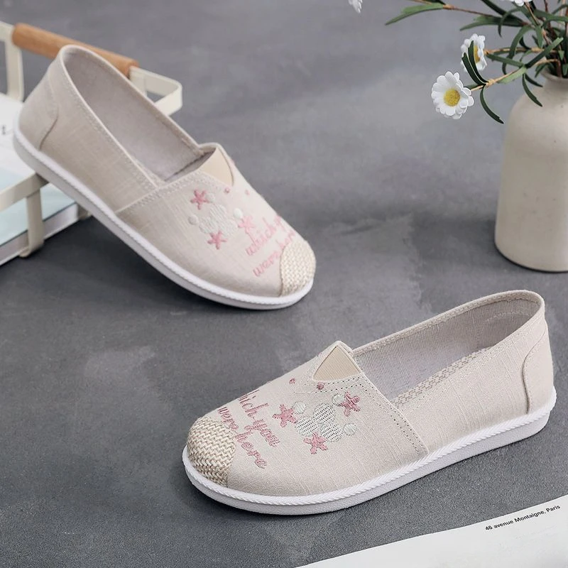 Kawaii Slip-on-Schuhe mit rund – Espadrille Slip On Bewertung und Preis